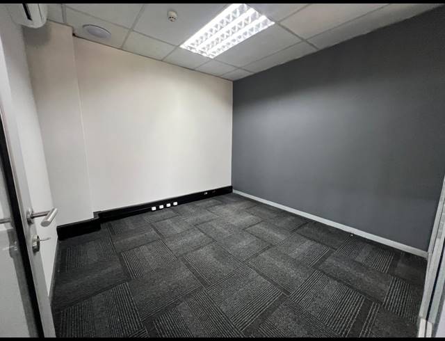 6,241M² WAREHOUSE TO LET IN RANDJESPARK